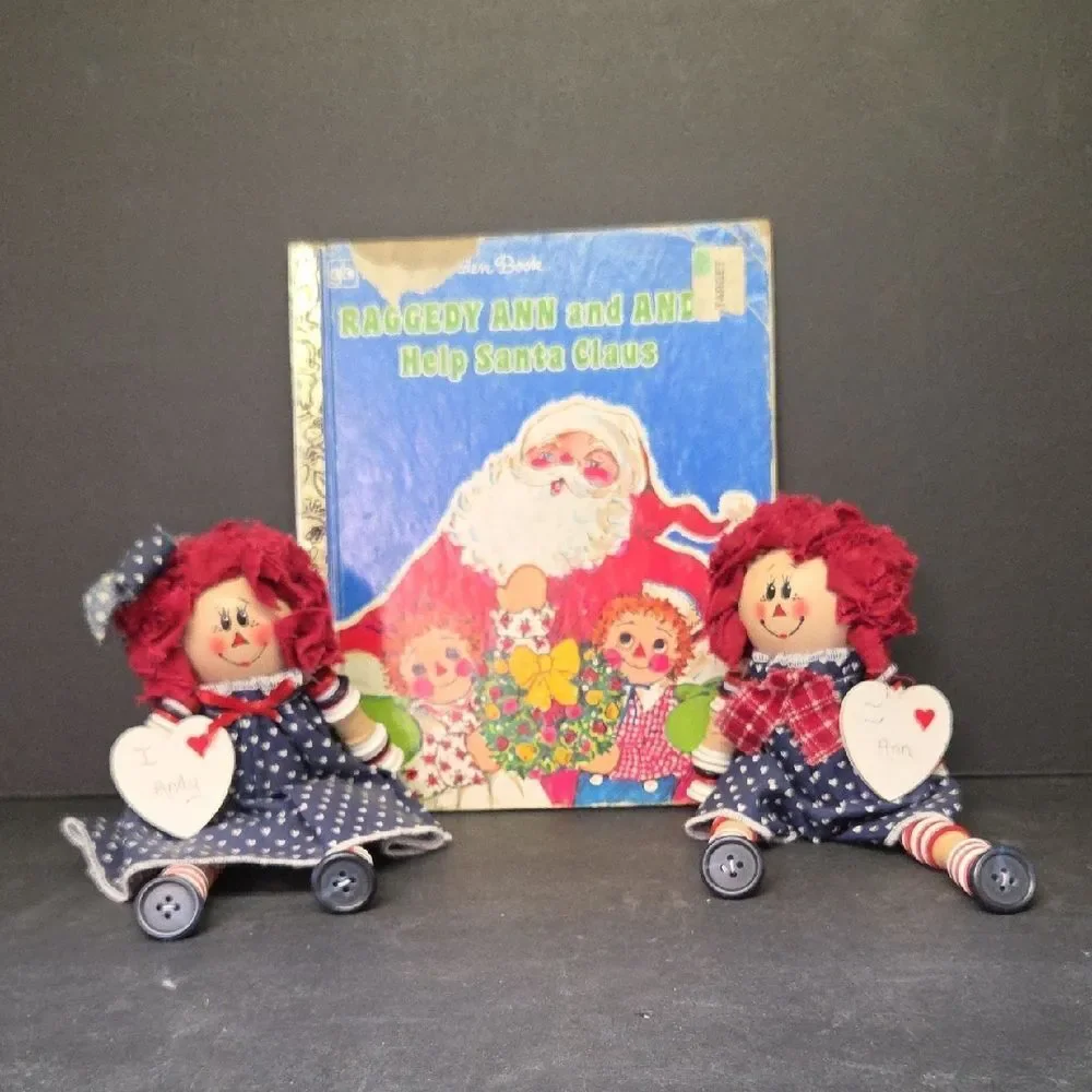 Raggedy Ann and Andy Dolls With Button Arms‎ And Legs Plus Little Golden Book